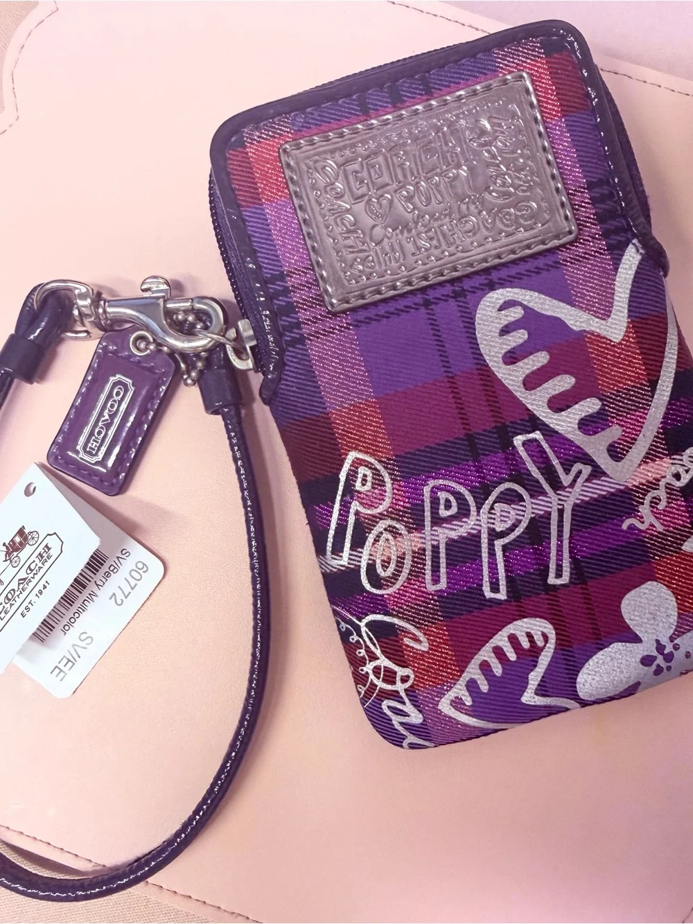 2009 Coach Poppy Tartan SV Berry (Purple) Wristlet